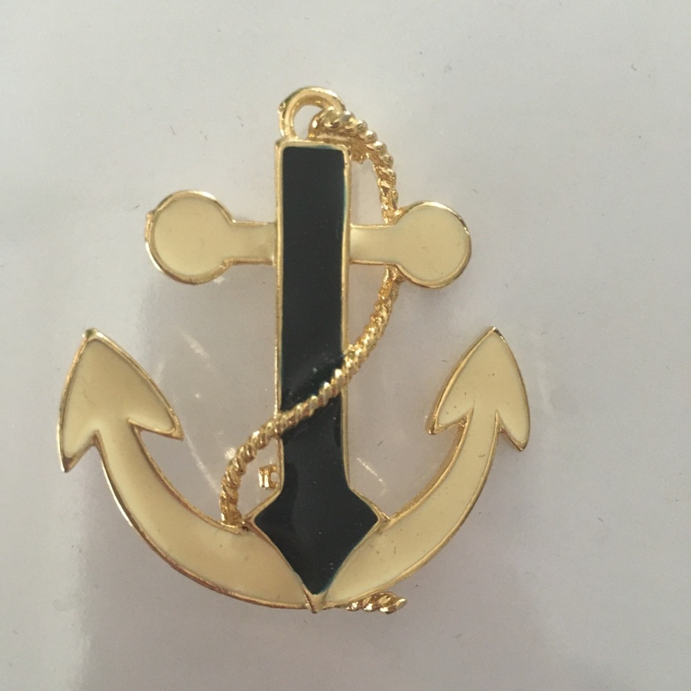 Women’s Brooch